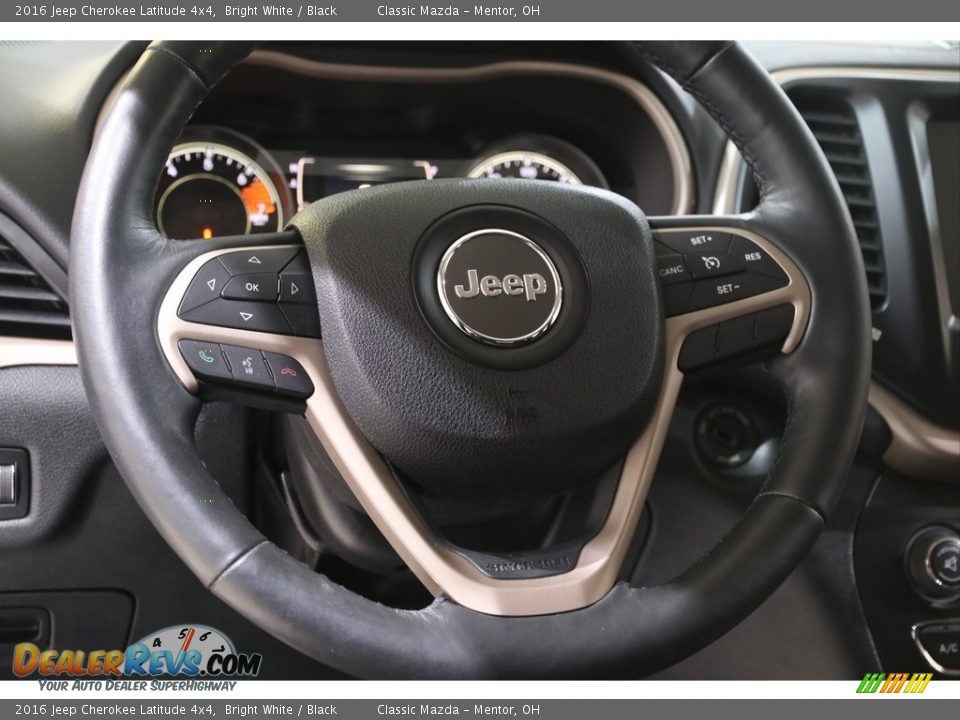 2016 Jeep Cherokee Latitude 4x4 Bright White / Black Photo #7
