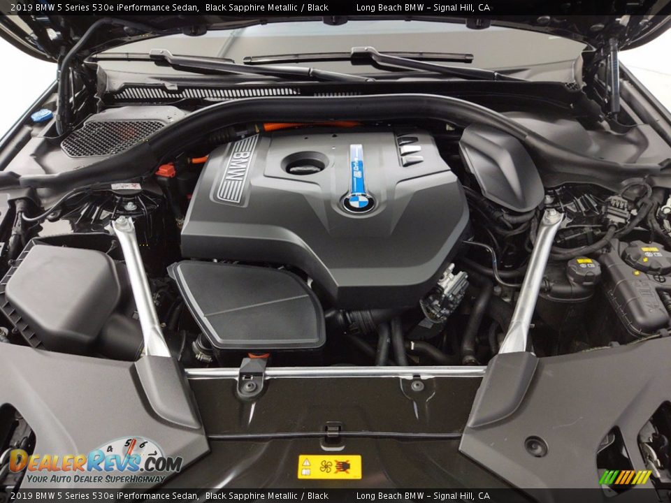 2019 BMW 5 Series 530e iPerformance Sedan 2.0 Liter e DI TwinPower Turbocharged DOHC 16-Valve VVT 4 Cylinder Gasoline/Plug-In Electric Hybrid Engine Photo #12