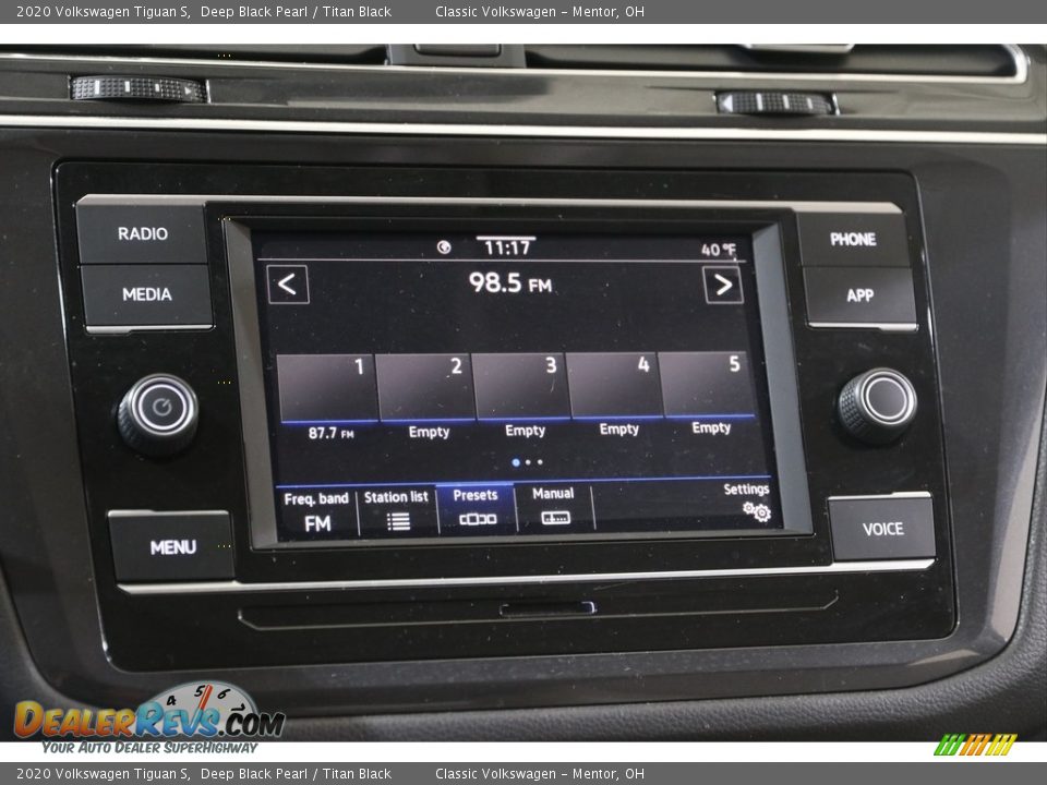 2020 Volkswagen Tiguan S Deep Black Pearl / Titan Black Photo #10