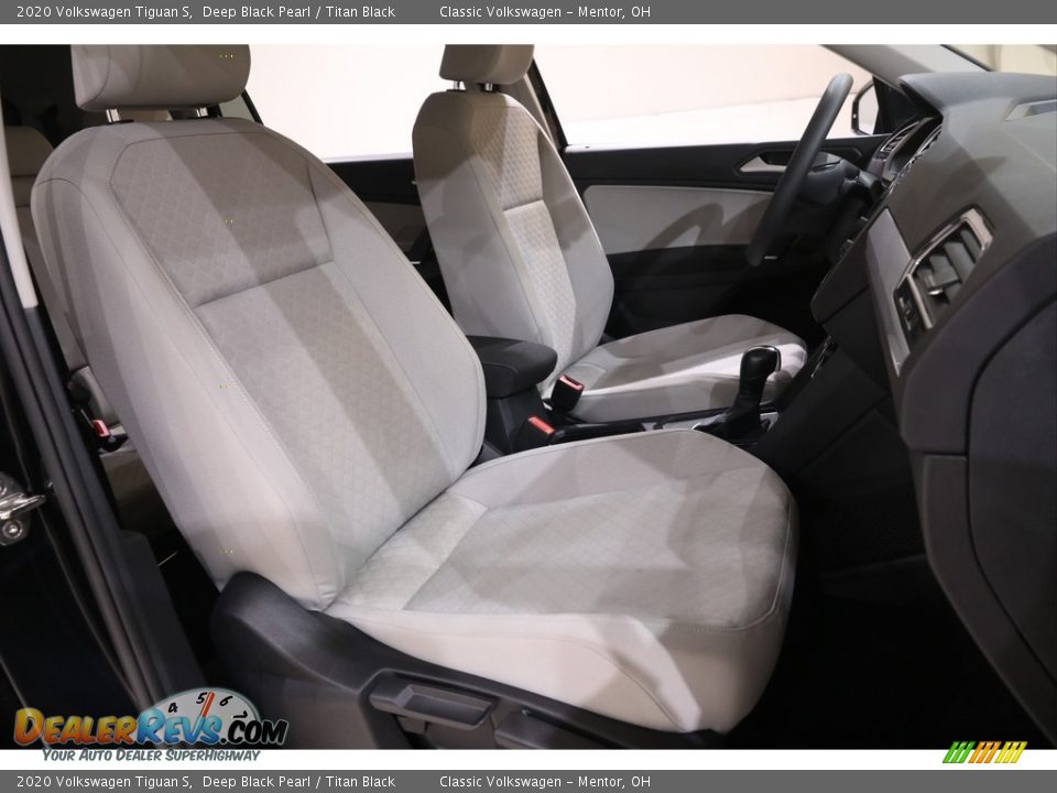 2020 Volkswagen Tiguan S Deep Black Pearl / Titan Black Photo #14