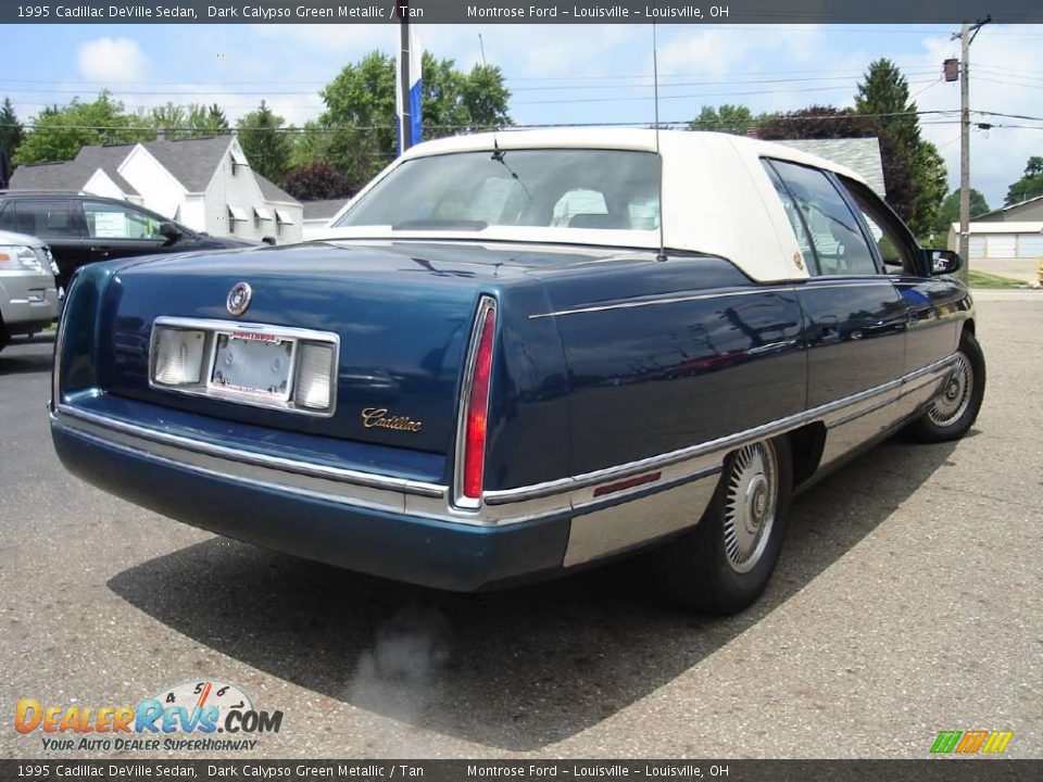 1995 Cadillac DeVille Sedan Dark Calypso Green Metallic / Tan Photo #5