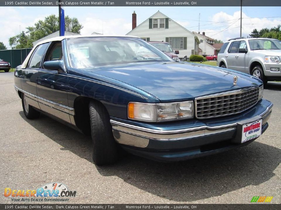 1995 Cadillac DeVille Sedan Dark Calypso Green Metallic / Tan Photo #7