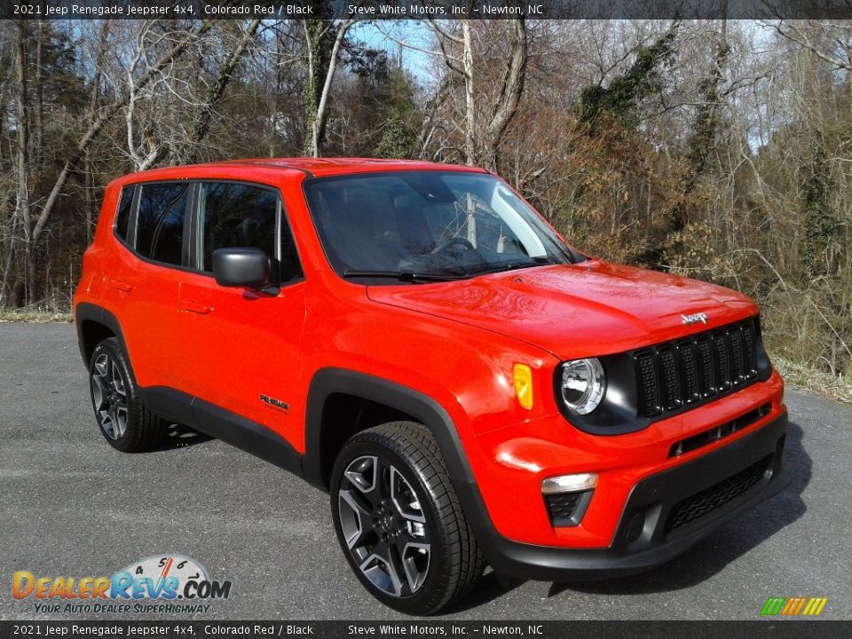 Front 3/4 View of 2021 Jeep Renegade Jeepster 4x4 Photo #4