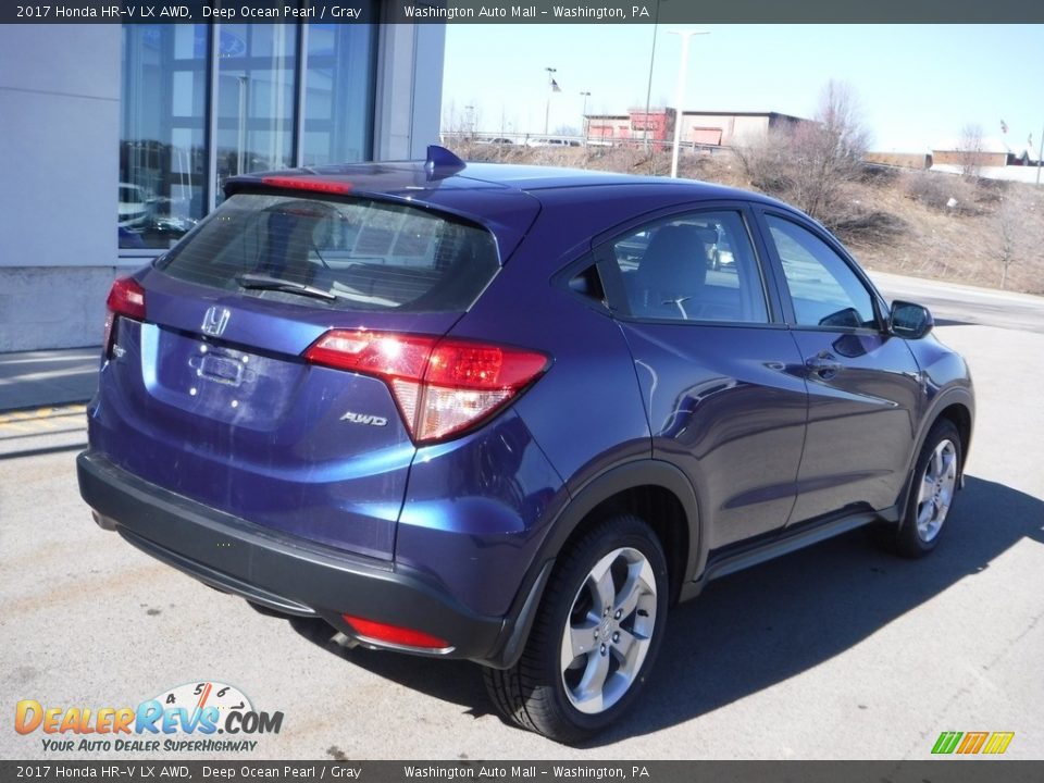 2017 Honda HR-V LX AWD Deep Ocean Pearl / Gray Photo #8