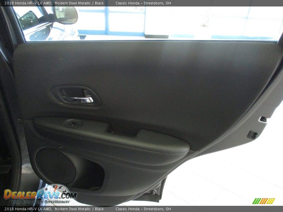 2018 Honda HR-V LX AWD Modern Steel Metallic / Black Photo #17