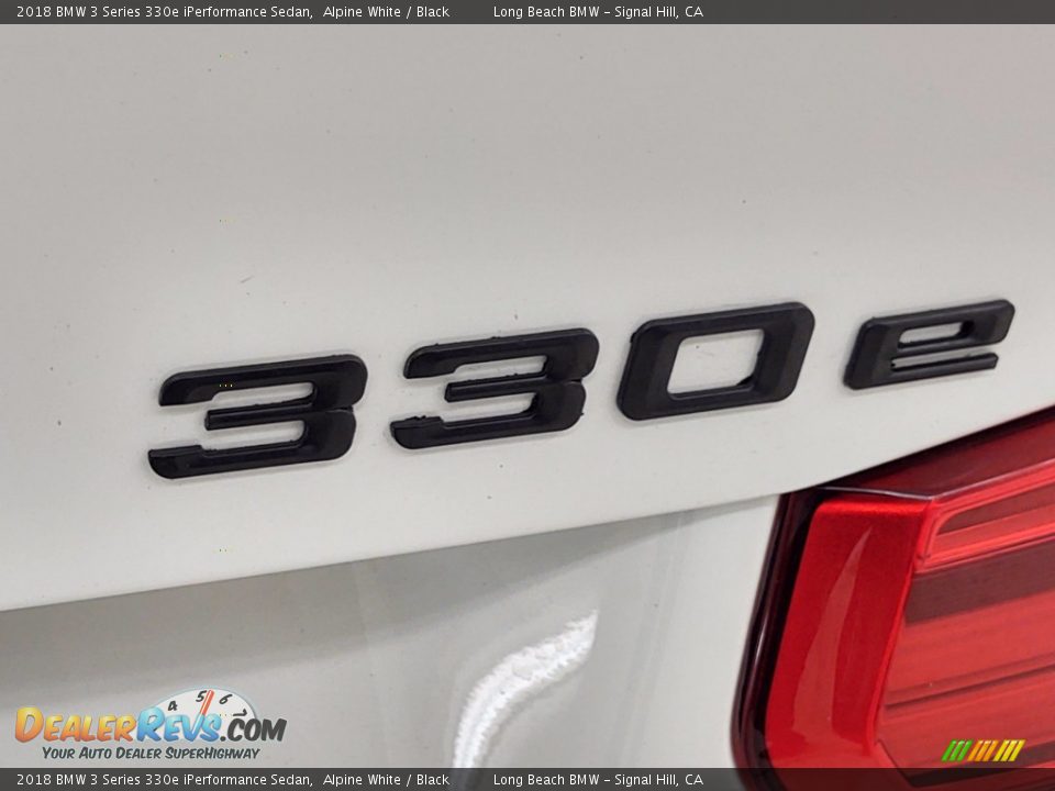 2018 BMW 3 Series 330e iPerformance Sedan Alpine White / Black Photo #11