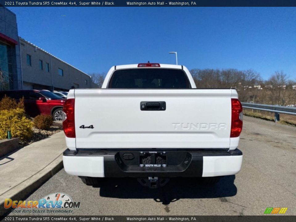 2021 Toyota Tundra SR5 CrewMax 4x4 Super White / Black Photo #14