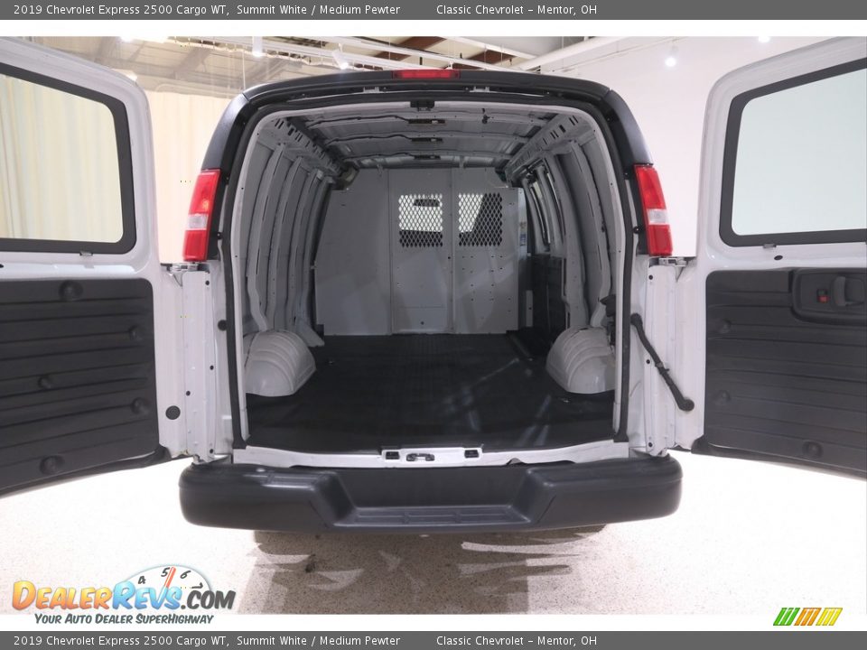 2019 Chevrolet Express 2500 Cargo WT Summit White / Medium Pewter Photo #18