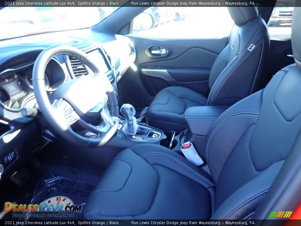 2021 Jeep Cherokee Latitude Lux 4x4 Spitfire Orange / Black Photo #13