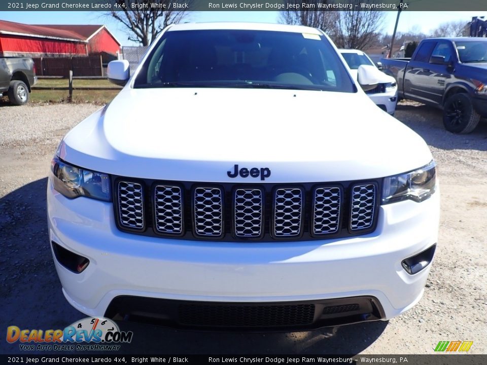 2021 Jeep Grand Cherokee Laredo 4x4 Bright White / Black Photo #8