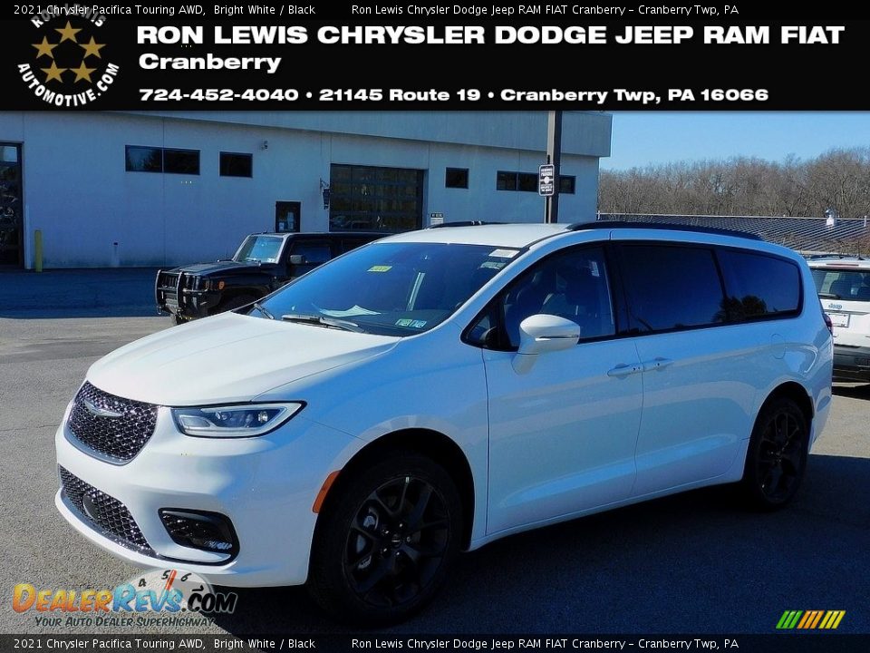 2021 Chrysler Pacifica Touring AWD Bright White / Black Photo #1