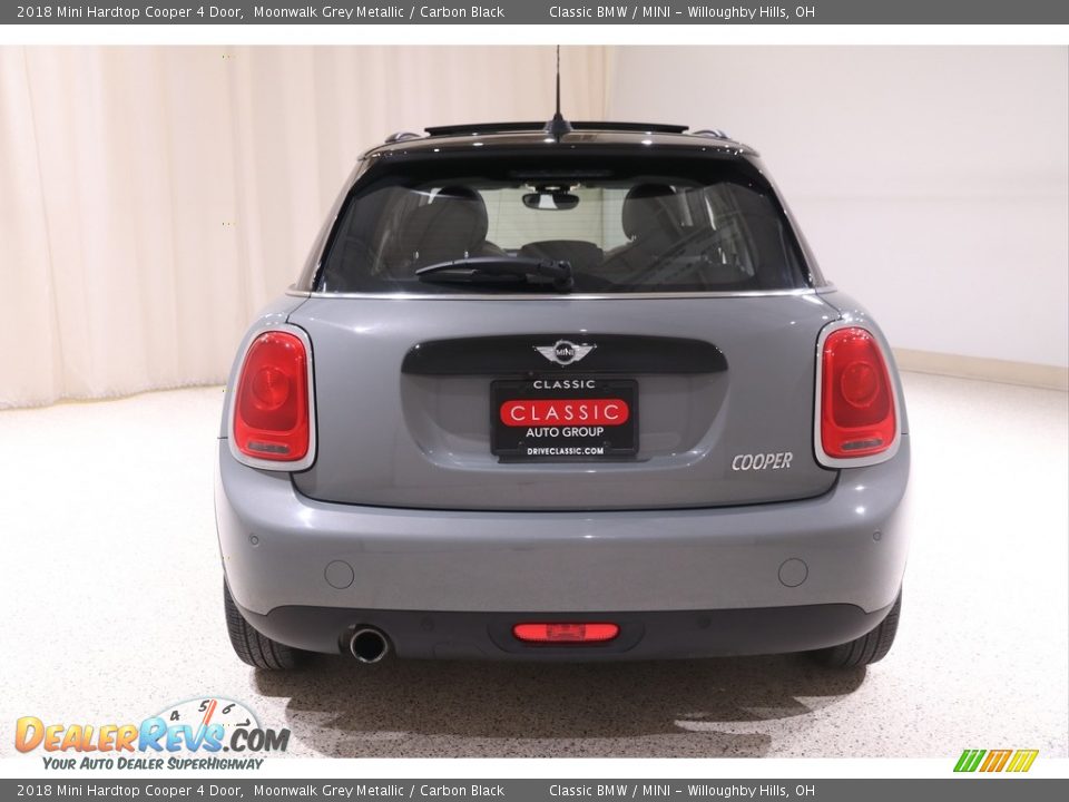 2018 Mini Hardtop Cooper 4 Door Moonwalk Grey Metallic / Carbon Black Photo #20