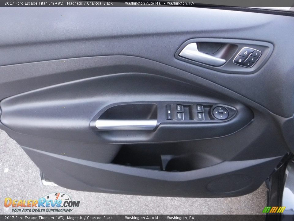 2017 Ford Escape Titanium 4WD Magnetic / Charcoal Black Photo #17