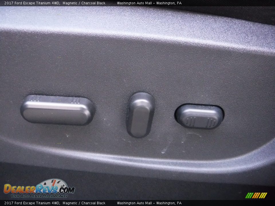 2017 Ford Escape Titanium 4WD Magnetic / Charcoal Black Photo #20
