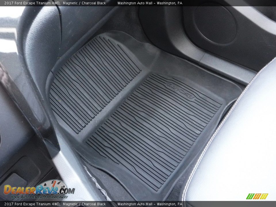 2017 Ford Escape Titanium 4WD Magnetic / Charcoal Black Photo #26