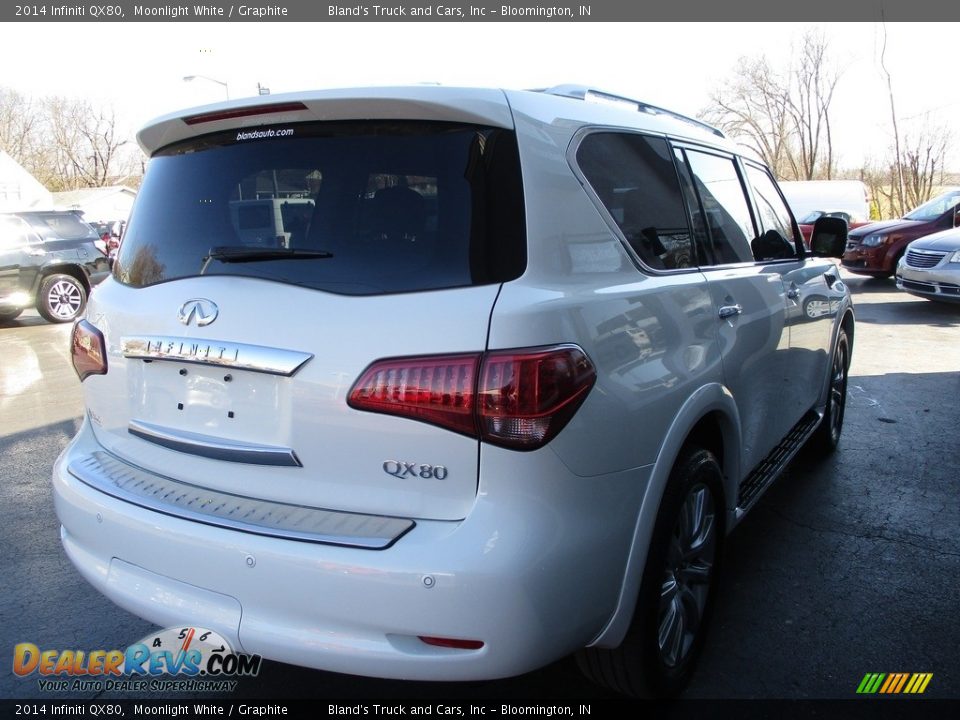 2014 Infiniti QX80 Moonlight White / Graphite Photo #4