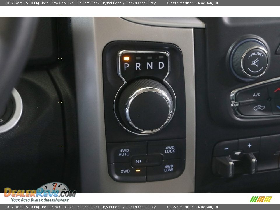 2017 Ram 1500 Big Horn Crew Cab 4x4 Brilliant Black Crystal Pearl / Black/Diesel Gray Photo #16