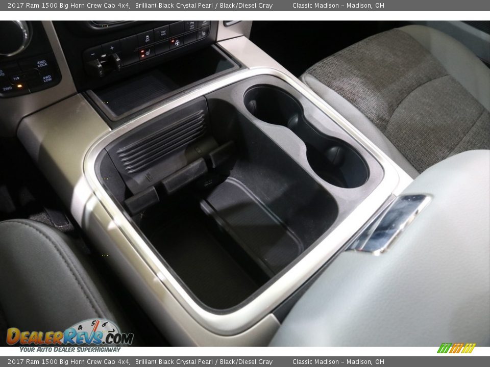 2017 Ram 1500 Big Horn Crew Cab 4x4 Brilliant Black Crystal Pearl / Black/Diesel Gray Photo #19