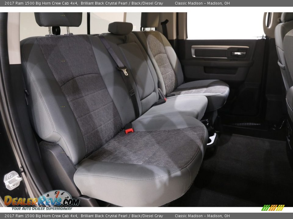 2017 Ram 1500 Big Horn Crew Cab 4x4 Brilliant Black Crystal Pearl / Black/Diesel Gray Photo #21