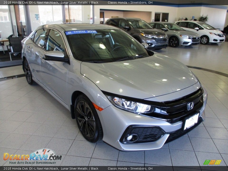 Front 3/4 View of 2018 Honda Civic EX-L Navi Hatchback Photo #3