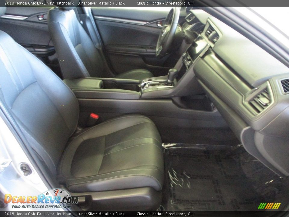 2018 Honda Civic EX-L Navi Hatchback Lunar Silver Metallic / Black Photo #18