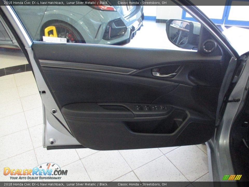 Door Panel of 2018 Honda Civic EX-L Navi Hatchback Photo #25