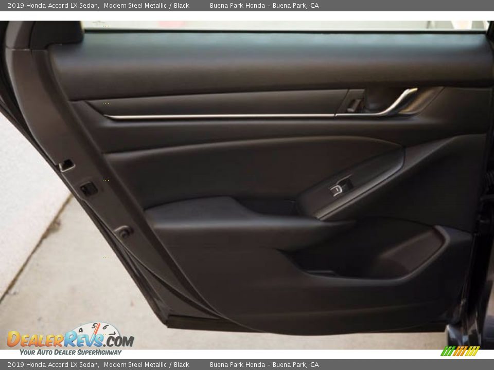 2019 Honda Accord LX Sedan Modern Steel Metallic / Black Photo #32