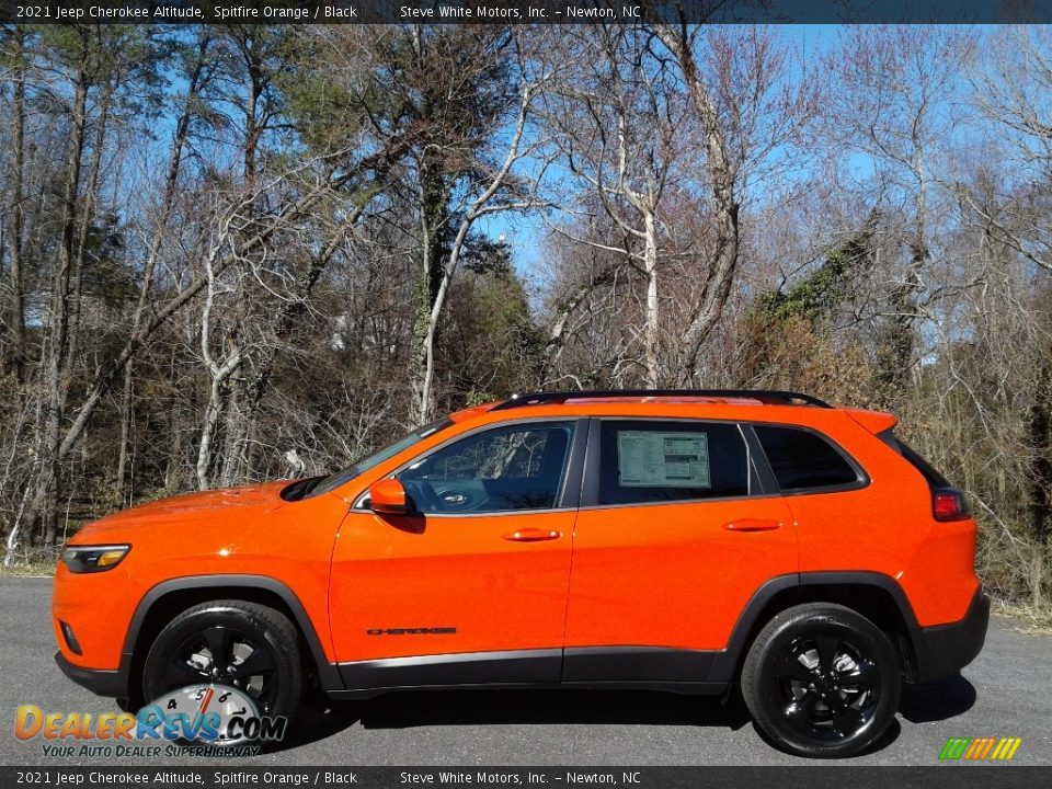 Spitfire Orange 2021 Jeep Cherokee Altitude Photo #1