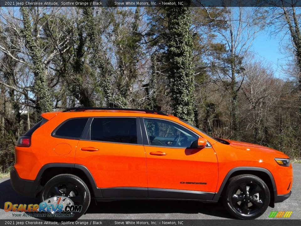 Spitfire Orange 2021 Jeep Cherokee Altitude Photo #5