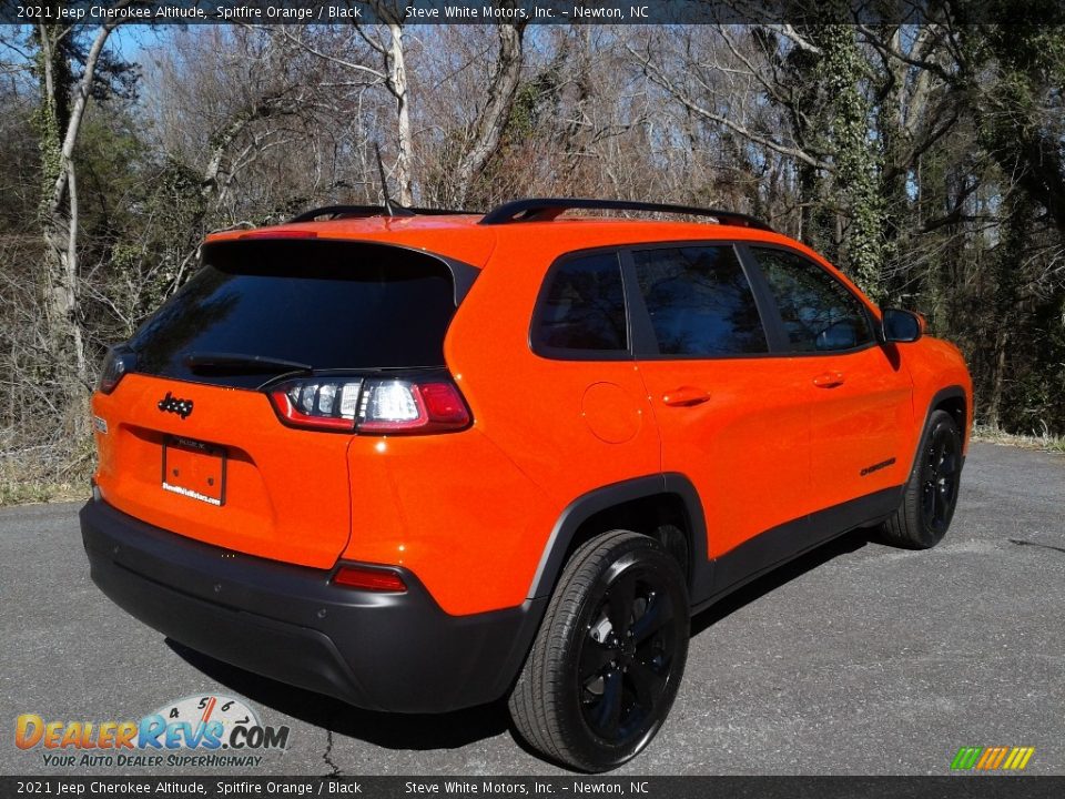 2021 Jeep Cherokee Altitude Spitfire Orange / Black Photo #6