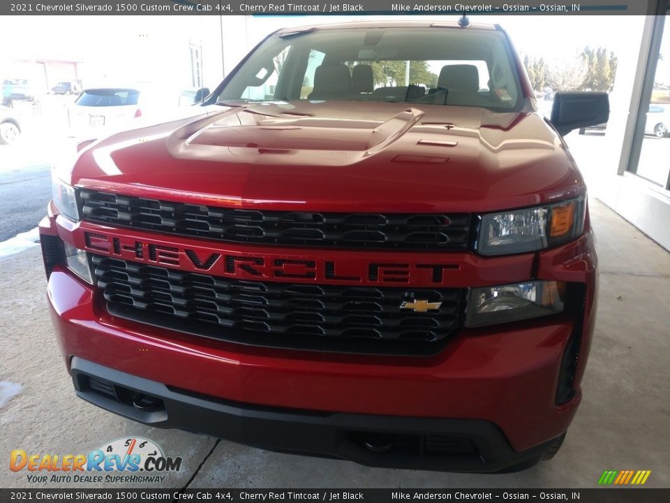 2021 Chevrolet Silverado 1500 Custom Crew Cab 4x4 Cherry Red Tintcoat / Jet Black Photo #9