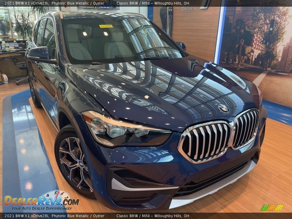 2021 BMW X1 xDrive28i Phytonic Blue Metallic / Oyster Photo #1