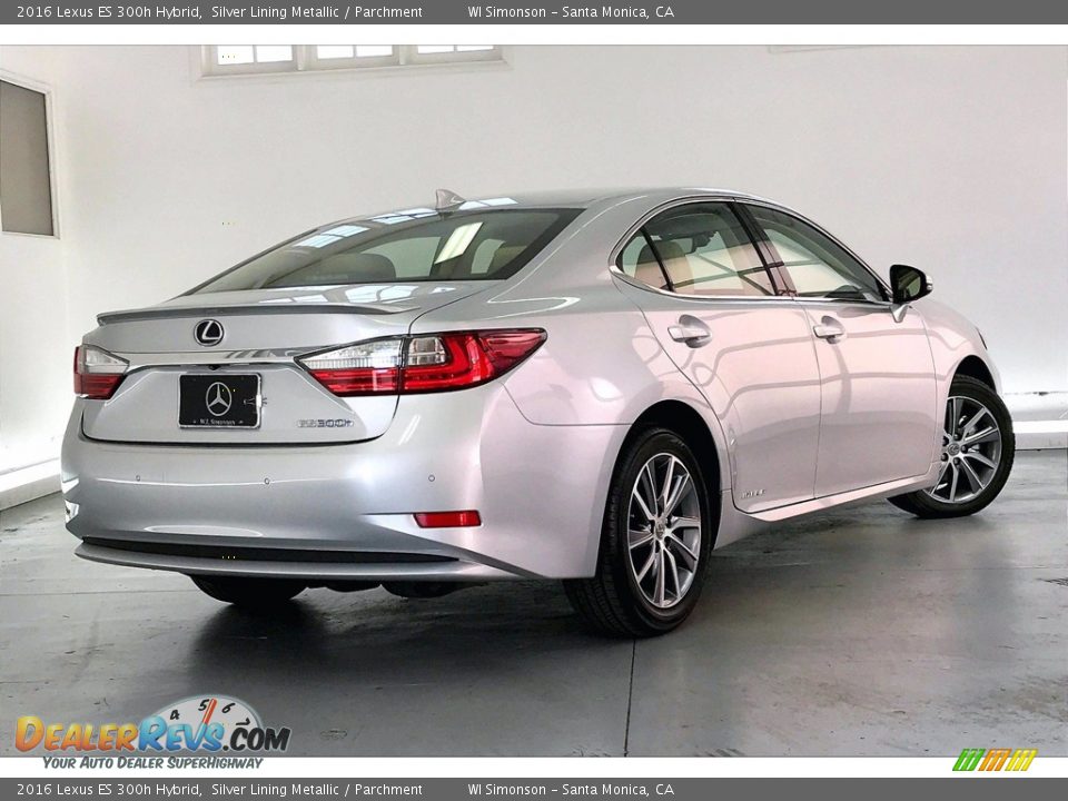 Silver Lining Metallic 2016 Lexus ES 300h Hybrid Photo #13