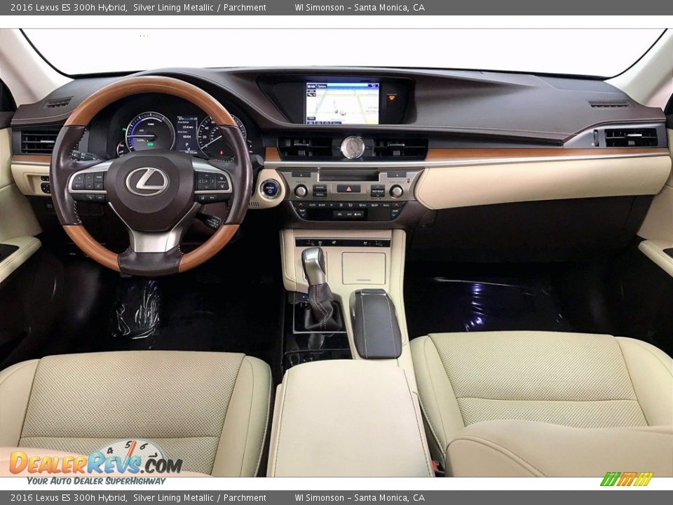 Parchment Interior - 2016 Lexus ES 300h Hybrid Photo #15