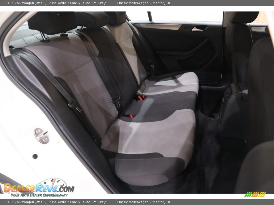 2017 Volkswagen Jetta S Pure White / Black/Palladium Gray Photo #16