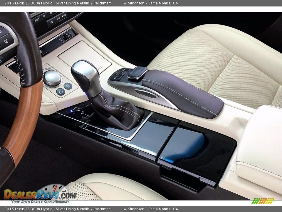 2016 Lexus ES 300h Hybrid Shifter Photo #17