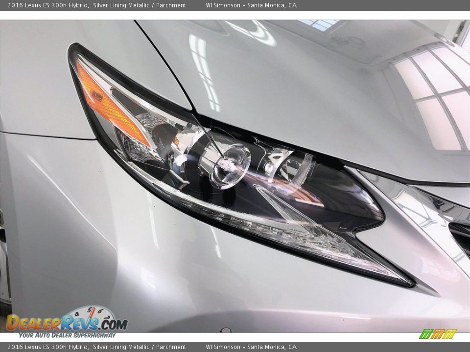 2016 Lexus ES 300h Hybrid Silver Lining Metallic / Parchment Photo #28