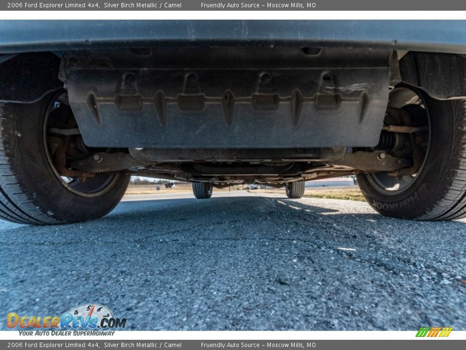 2006 Ford Explorer Limited 4x4 Silver Birch Metallic / Camel Photo #10