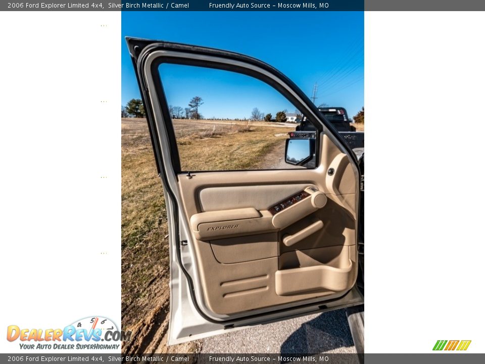 2006 Ford Explorer Limited 4x4 Silver Birch Metallic / Camel Photo #21