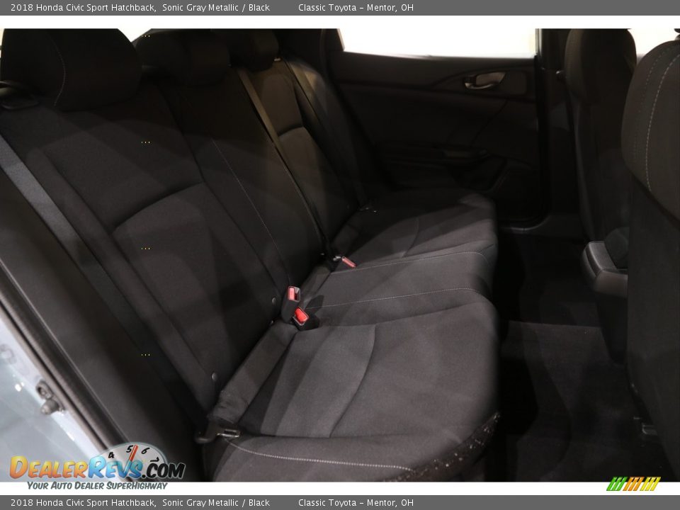2018 Honda Civic Sport Hatchback Sonic Gray Metallic / Black Photo #16