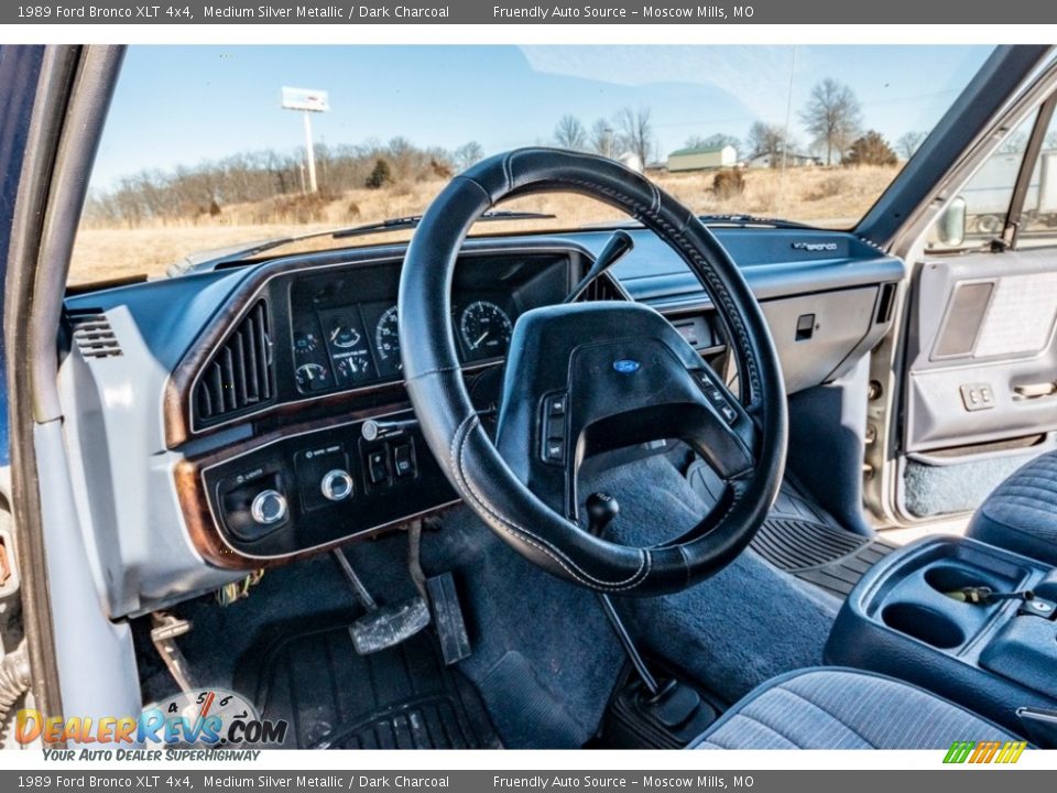 Dark Charcoal Interior - 1989 Ford Bronco XLT 4x4 Photo #20