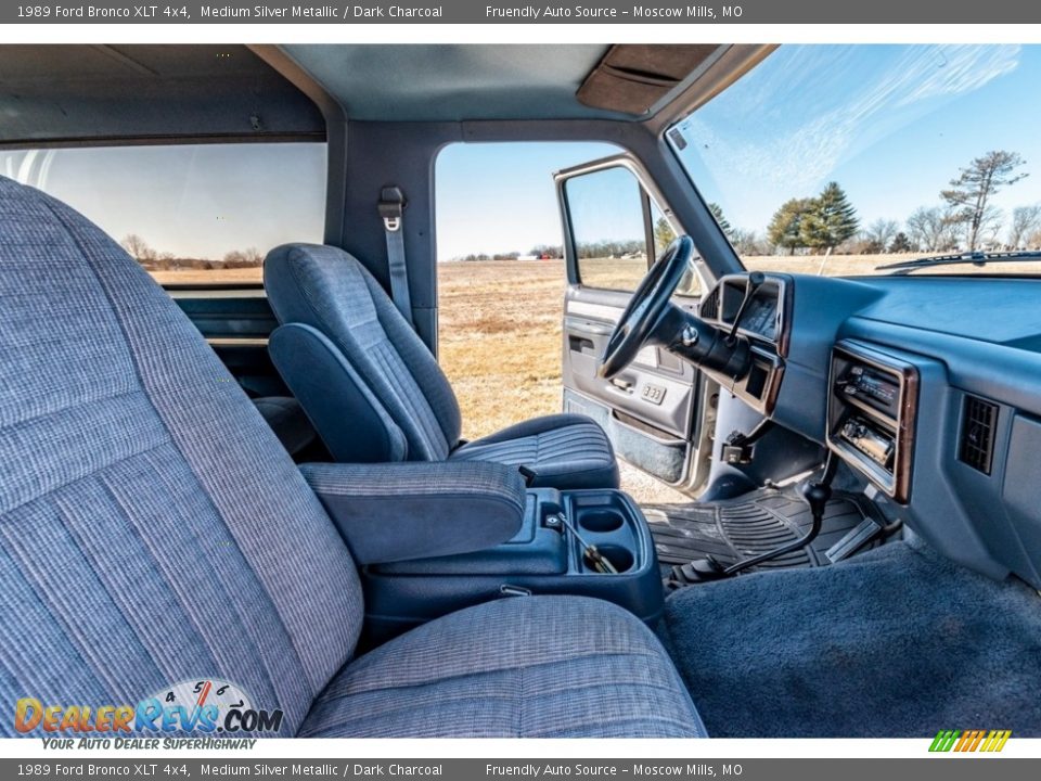 Front Seat of 1989 Ford Bronco XLT 4x4 Photo #26