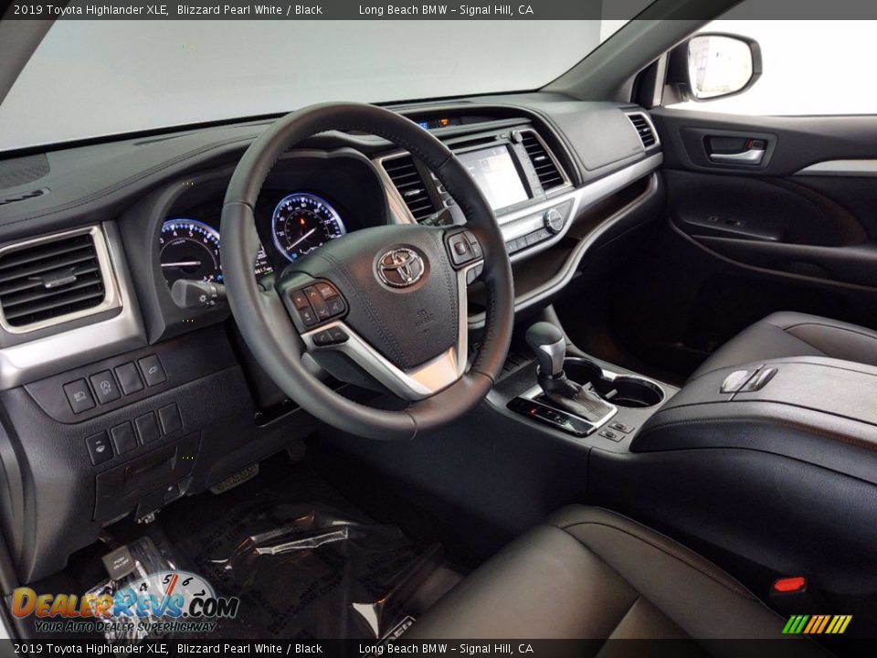 2019 Toyota Highlander XLE Blizzard Pearl White / Black Photo #16