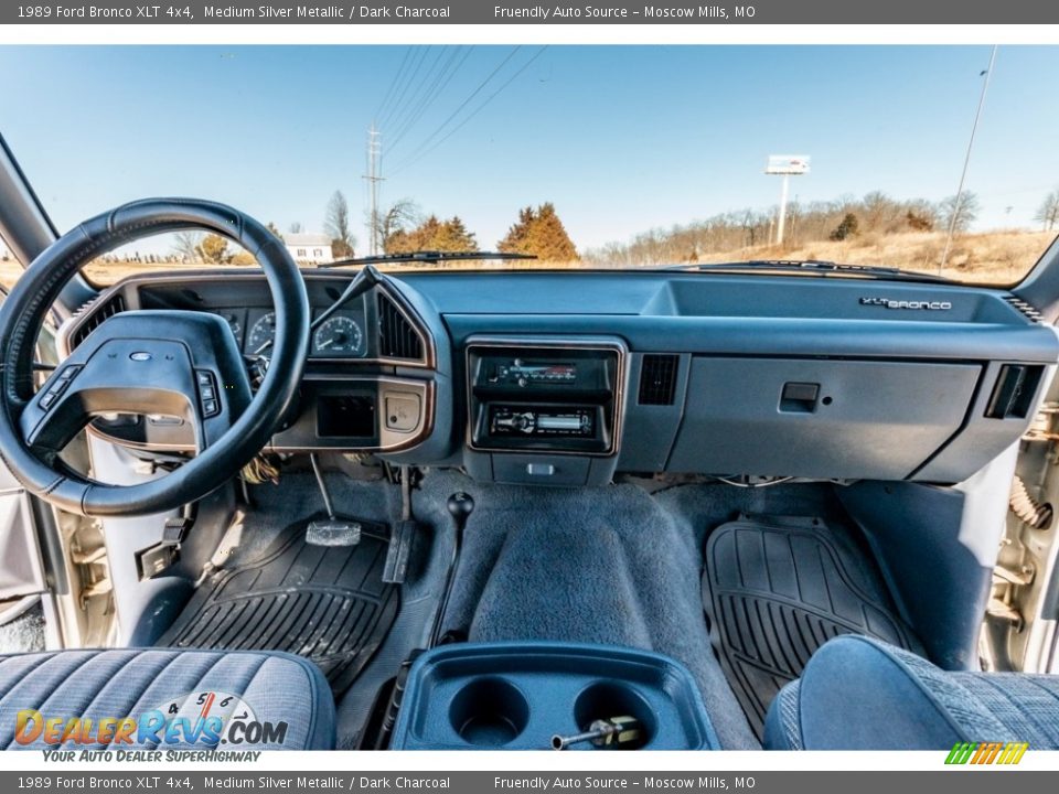 Dark Charcoal Interior - 1989 Ford Bronco XLT 4x4 Photo #28