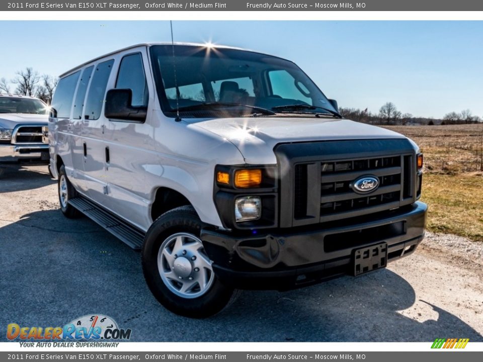 2011 Ford E Series Van E150 XLT Passenger Oxford White / Medium Flint Photo #1