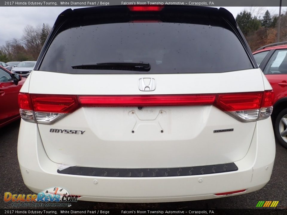 2017 Honda Odyssey Touring White Diamond Pearl / Beige Photo #3