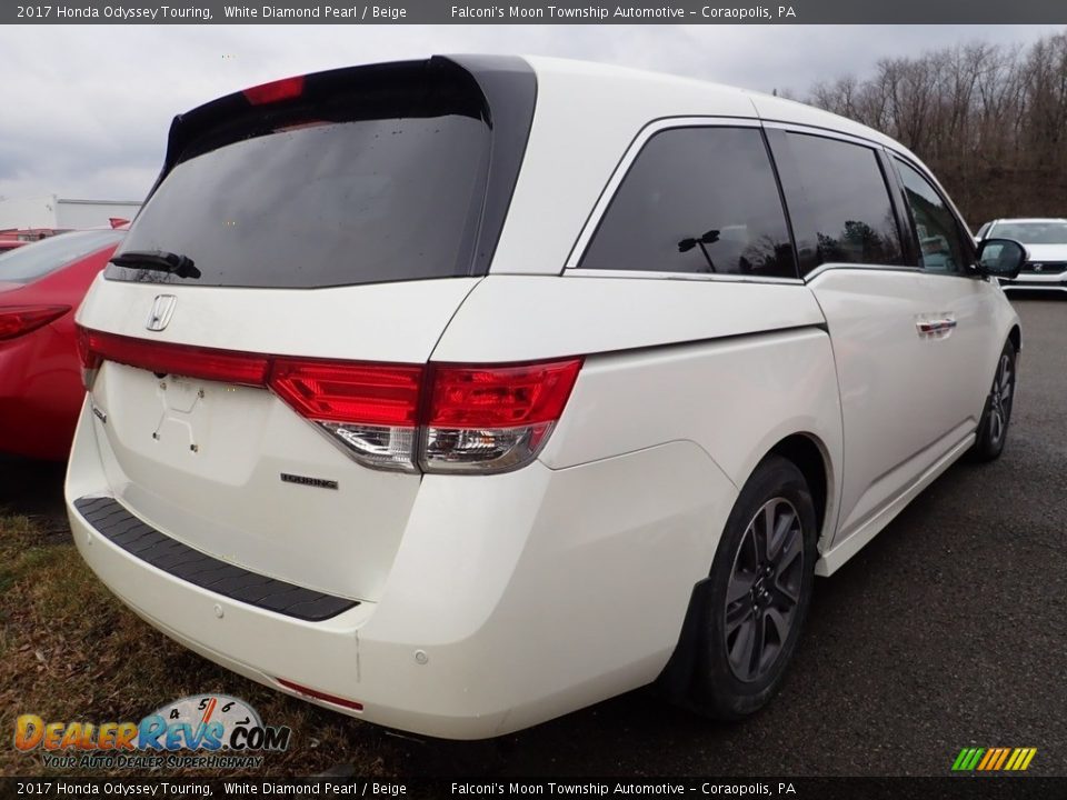 2017 Honda Odyssey Touring White Diamond Pearl / Beige Photo #4