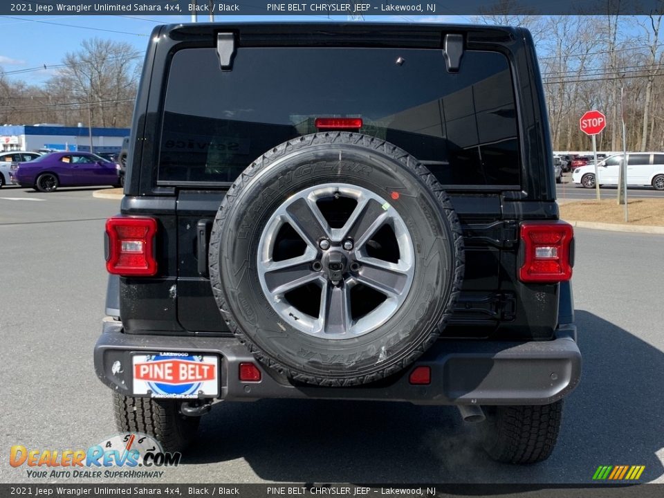 2021 Jeep Wrangler Unlimited Sahara 4x4 Black / Black Photo #7