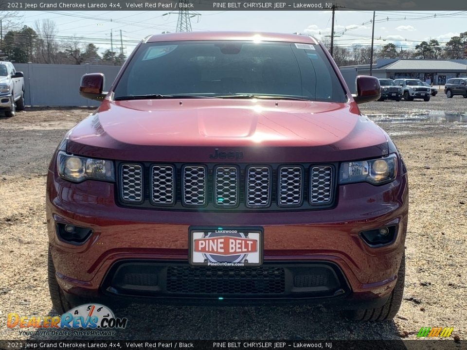 2021 Jeep Grand Cherokee Laredo 4x4 Velvet Red Pearl / Black Photo #3