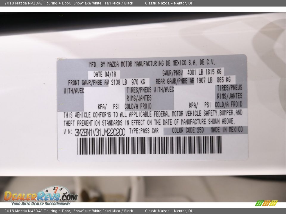2018 Mazda MAZDA3 Touring 4 Door Snowflake White Pearl Mica / Black Photo #24